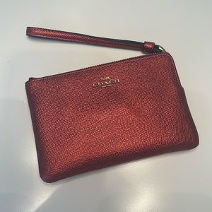 Coach - Leather Corner-zip‎ Wristlet - Metallic Clay